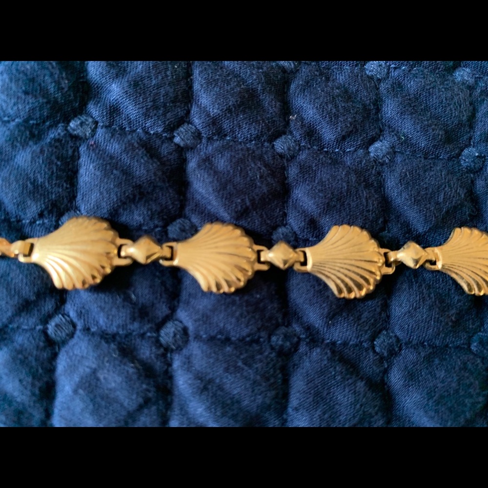 Vintage Bracelet 7inches long 🎊💖🎊💖